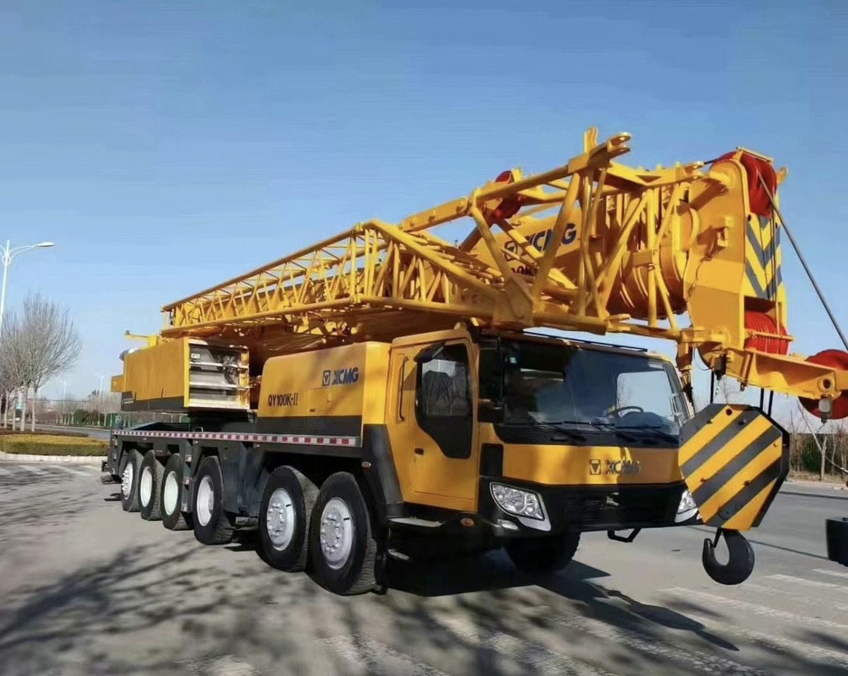 XCMG Crane QY100 - Daru: 1 kép. XCMG Crane QY100 - Daru: 1 kép.