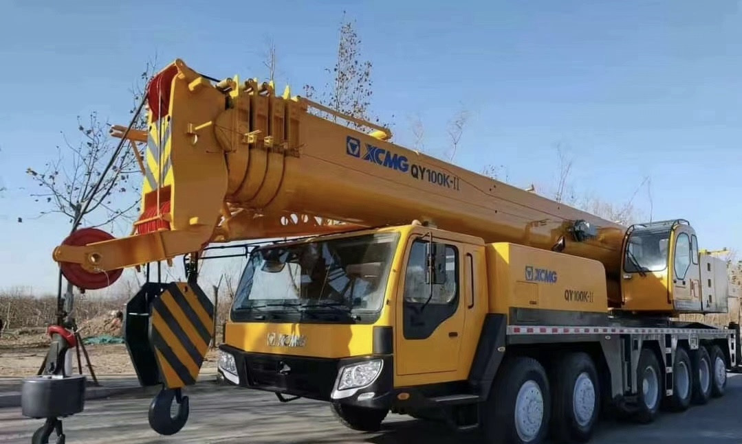 XCMG Crane QY100 - Daru: 4 kép. XCMG Crane QY100 - Daru: 4 kép.