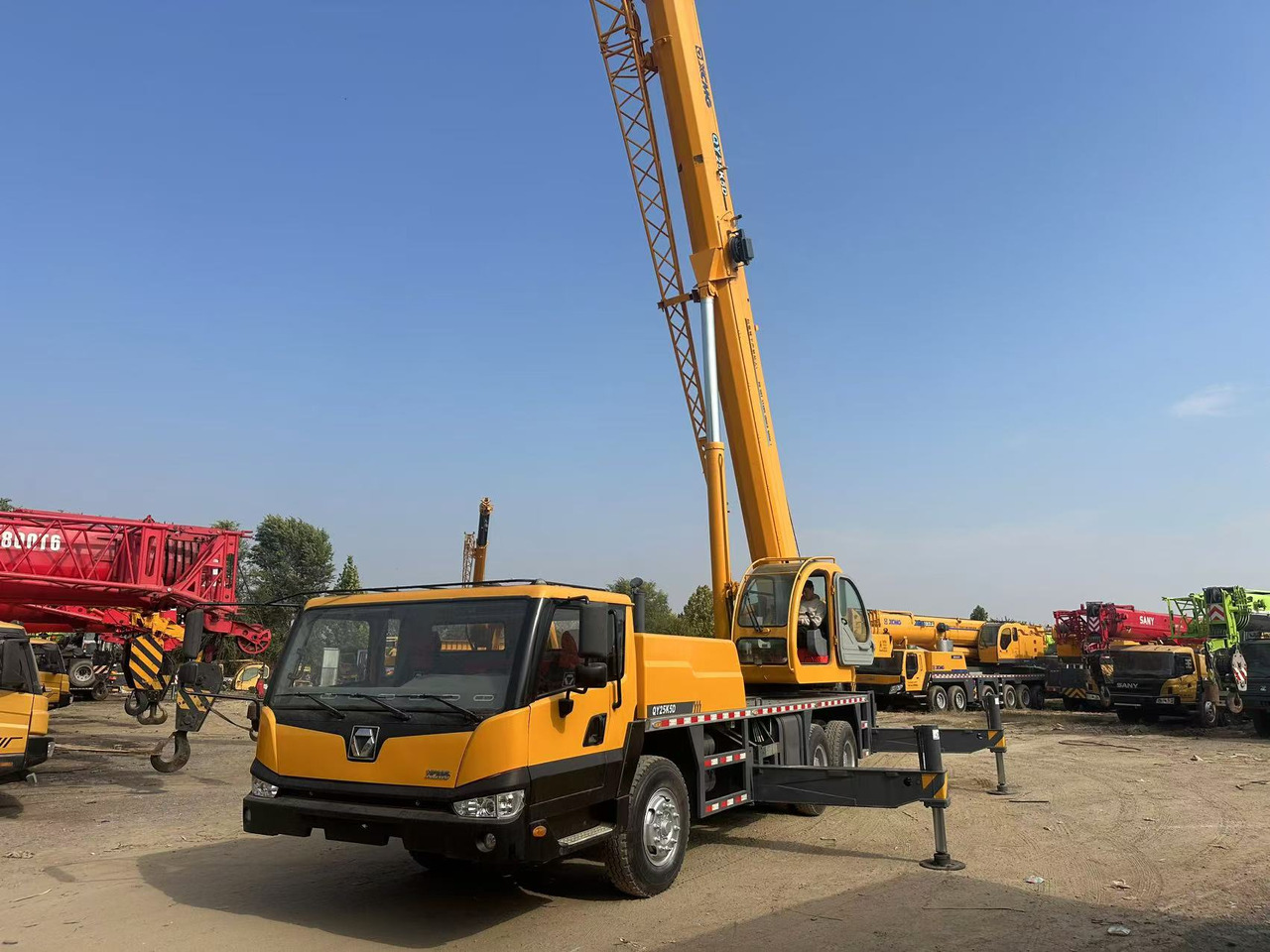 XCMG Crane QY25K5D Good Condition - Daru: 1 kép. XCMG Crane QY25K5D Good Condition - Daru: 1 kép.