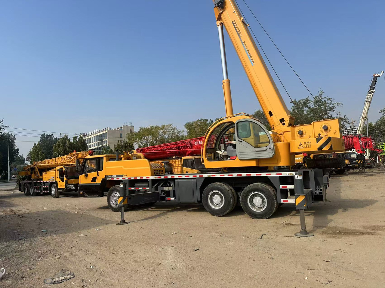XCMG Crane QY25K5D Good Condition - Daru: 3 kép. XCMG Crane QY25K5D Good Condition - Daru: 3 kép.