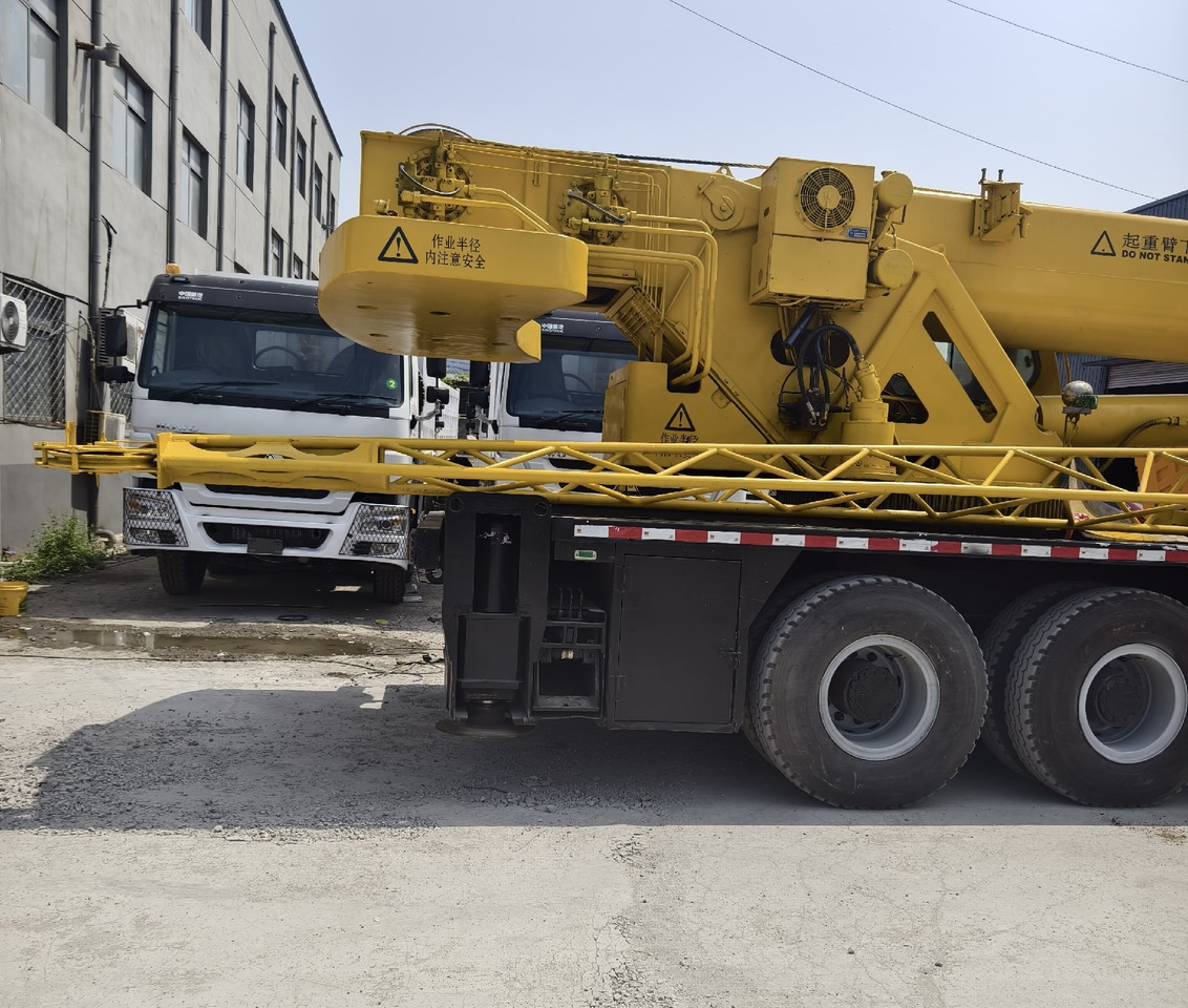 XCMG Crane QY50K - Daru: 3 kép. XCMG Crane QY50K - Daru: 3 kép.