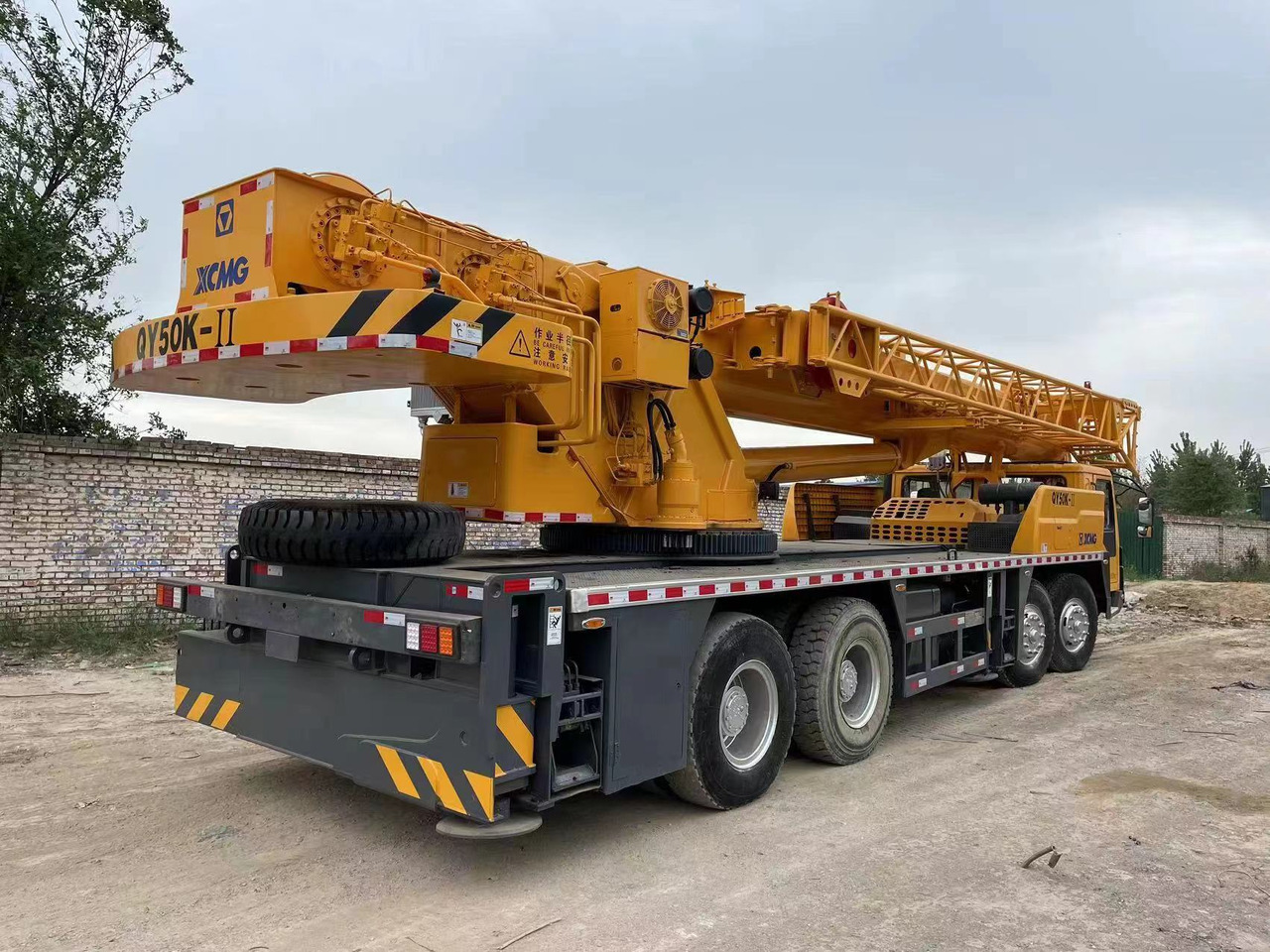 XCMG Crane QY50K - Daru: 3 kép. XCMG Crane QY50K - Daru: 3 kép.