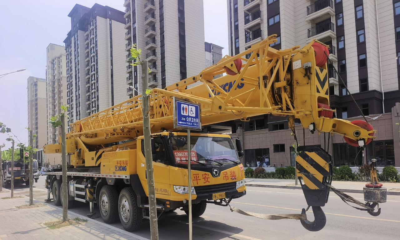 XCMG Crane QY75K - Daru: 1 kép. XCMG Crane QY75K - Daru: 1 kép.