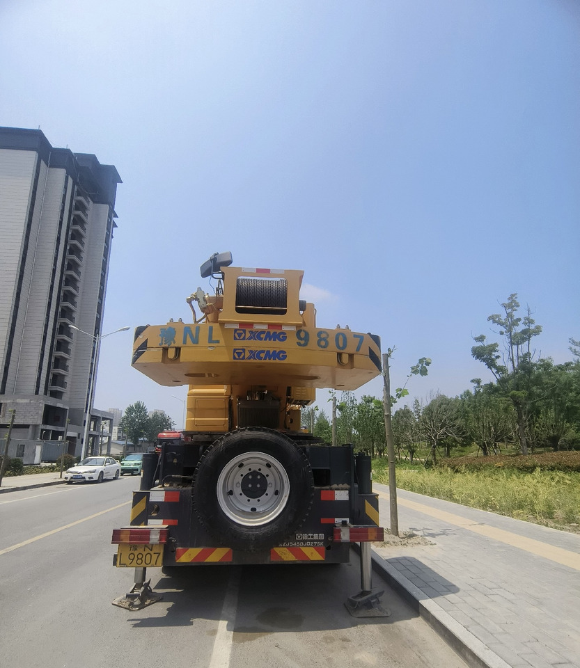 XCMG Crane QY75K - Daru: 4 kép. XCMG Crane QY75K - Daru: 4 kép.