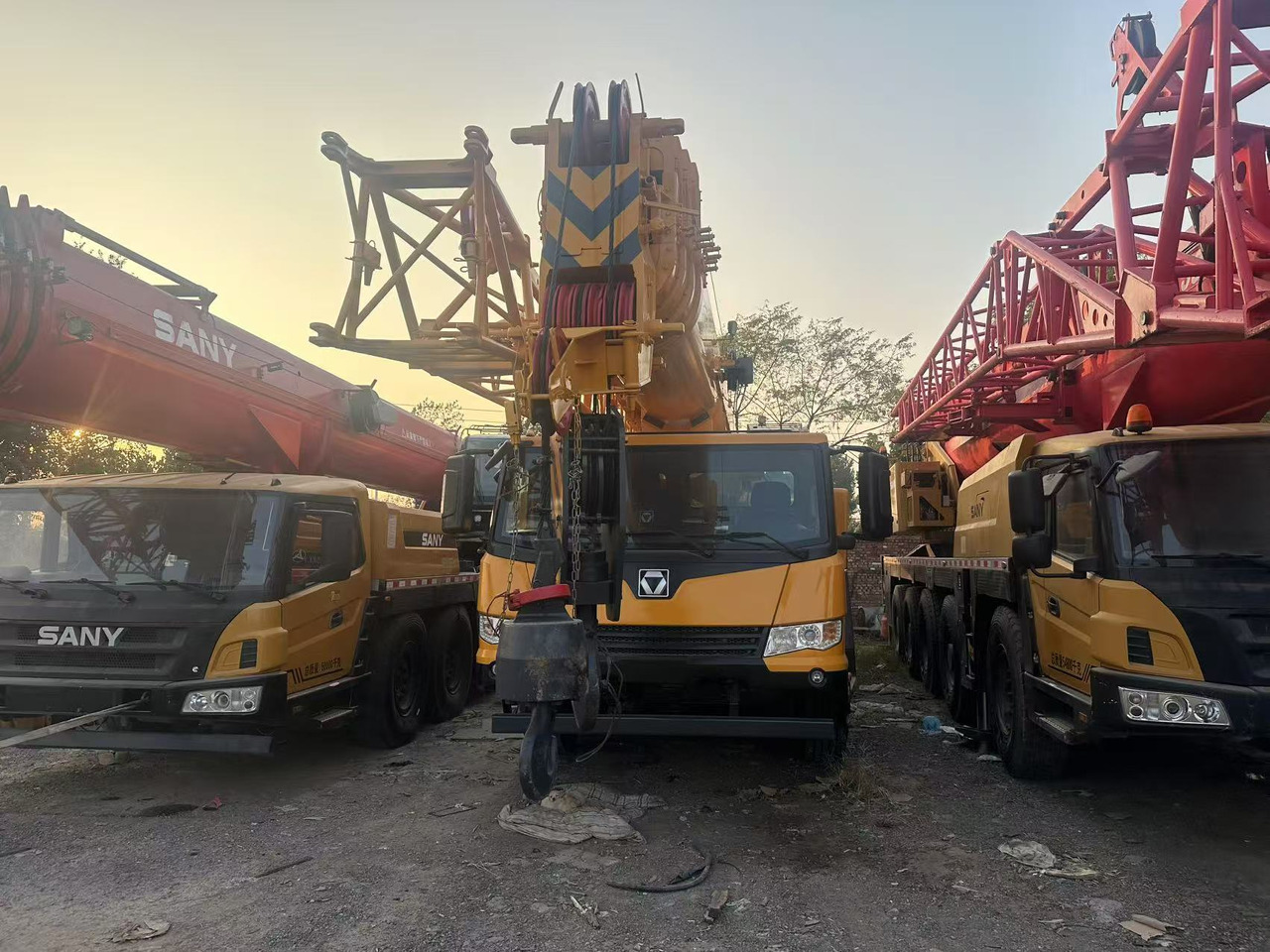 XCMG Crane QY85K CLICK HERE FOR DISCOUNT - Daru: 5 kép. XCMG Crane QY85K CLICK HERE FOR DISCOUNT - Daru: 5 kép.