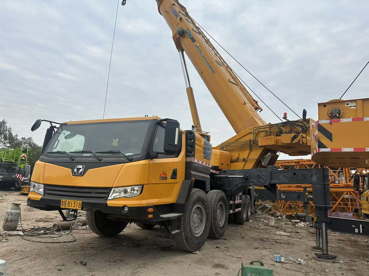XCMG Crane XCT100 - Daru: 1 kép. XCMG Crane XCT100 - Daru: 1 kép.
