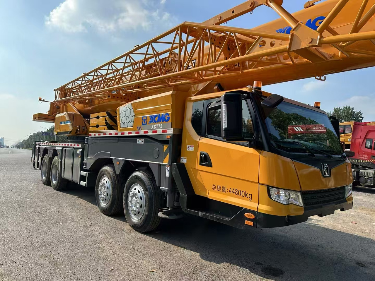 XCMG Crane XCT80 - Daru: 3 kép. XCMG Crane XCT80 - Daru: 3 kép.