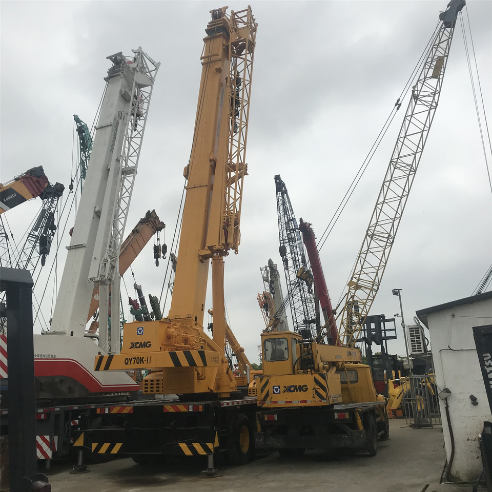 XCMG QY70 Crane - Daru: 2 kép. XCMG QY70 Crane - Daru: 2 kép.