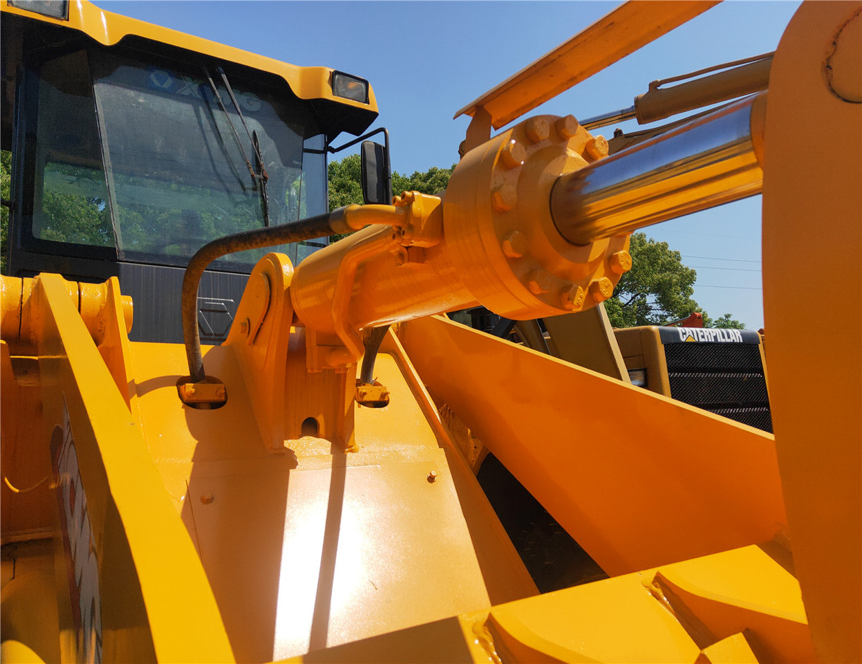 XCMG Wheel Loader LW500FN Click for Discount - Gumikerekes homlokrakodó: 4 kép. XCMG Wheel Loader LW500FN Click for Discount - Gumikerekes homlokrakodó: 4 kép.