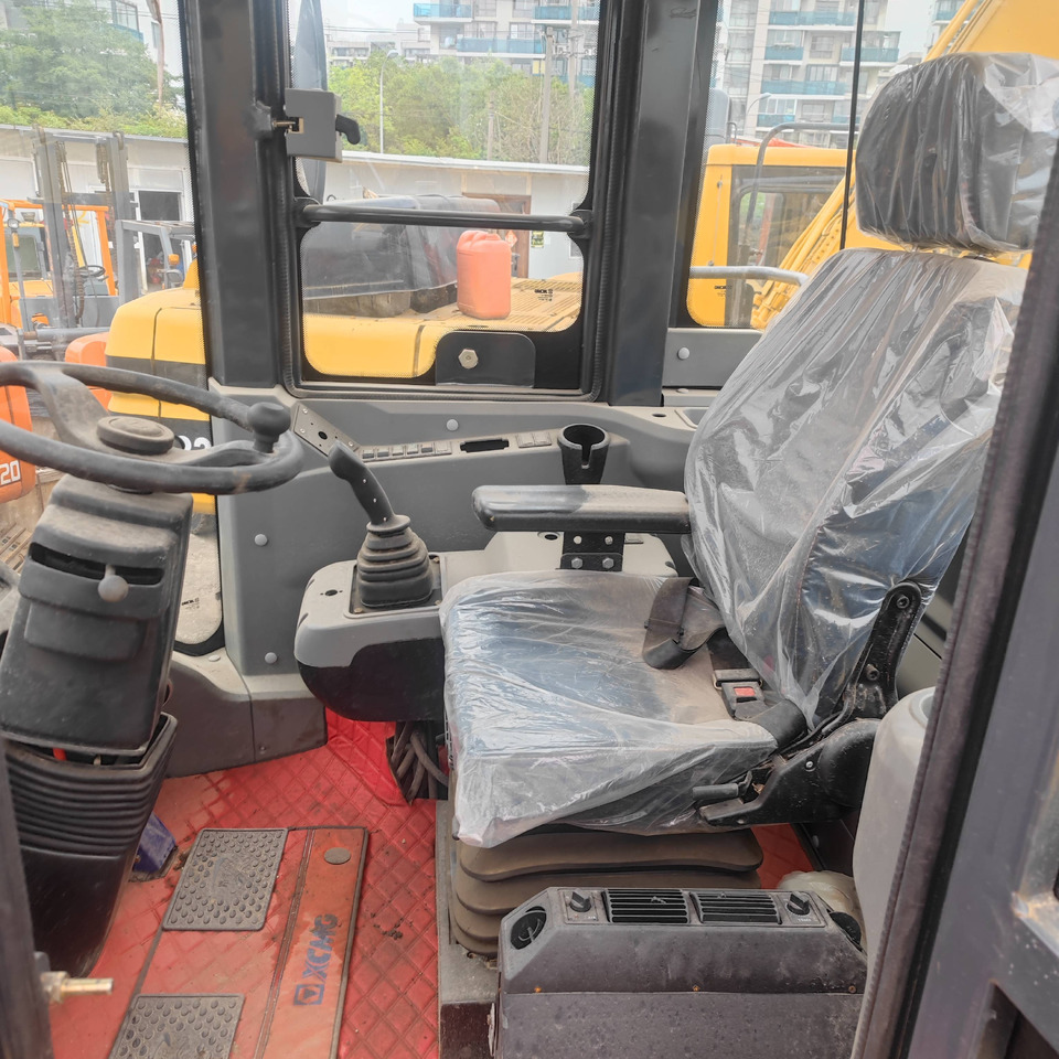 XCMG Wheel Loader ZL50G Click Here for Discount - Gumikerekes kotró: 4 kép. XCMG Wheel Loader ZL50G Click Here for Discount - Gumikerekes kotró: 4 kép.