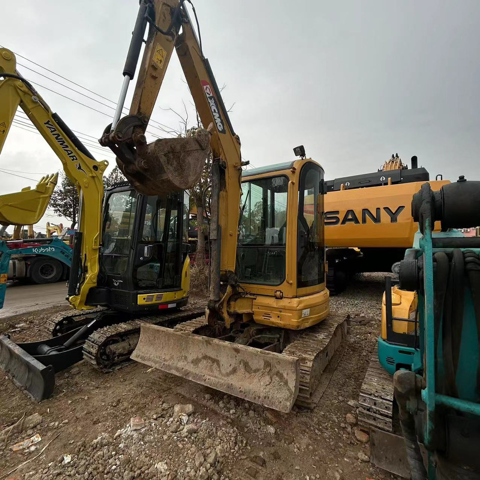 XCMG XE35U Mini Excavator 3.5T Click for Discount - Minikotró: 2 kép. XCMG XE35U Mini Excavator 3.5T Click for Discount - Minikotró: 2 kép.