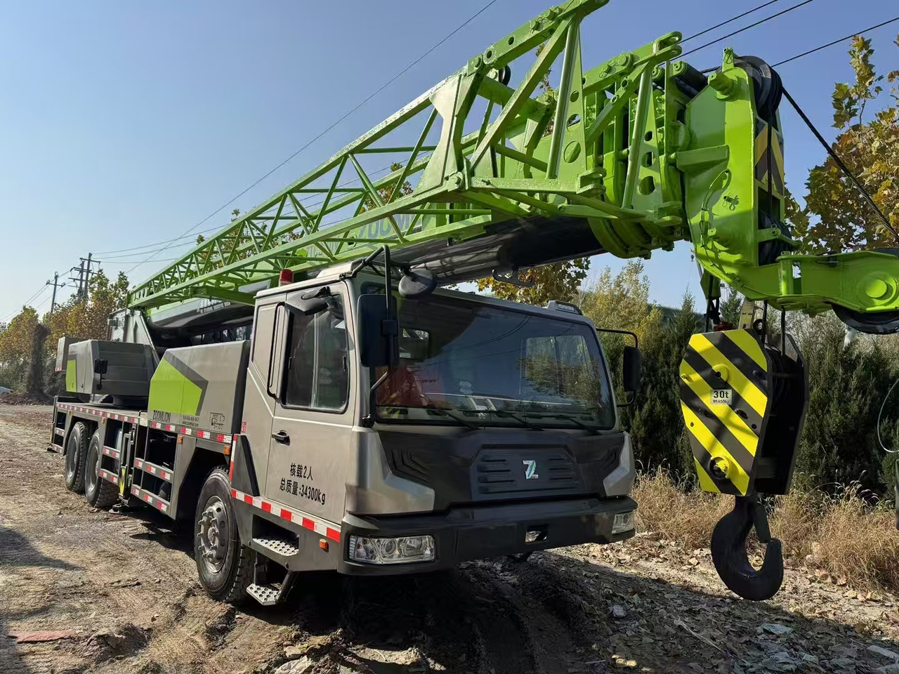 ZOOMLION Crane ZTC300V 30Ton - Daru: 1 kép. ZOOMLION Crane ZTC300V 30Ton - Daru: 1 kép.