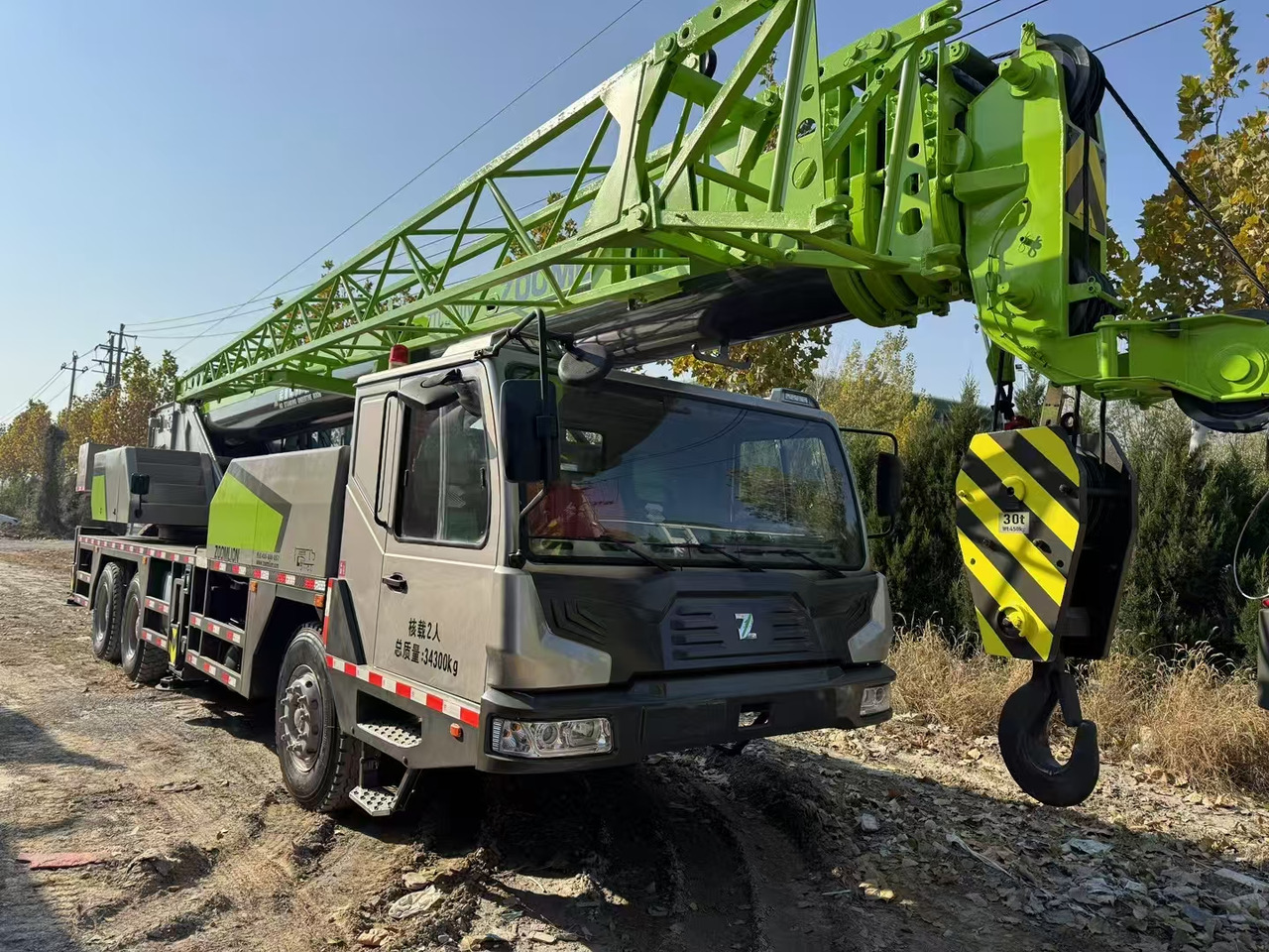 ZOOMLION Crane ZTC300V 30Ton - Daru: 5 kép. ZOOMLION Crane ZTC300V 30Ton - Daru: 5 kép.