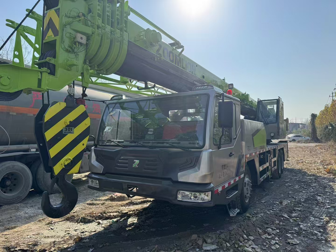 ZOOMLION Crane ZTC300V 30Ton - Daru: 3 kép. ZOOMLION Crane ZTC300V 30Ton - Daru: 3 kép.