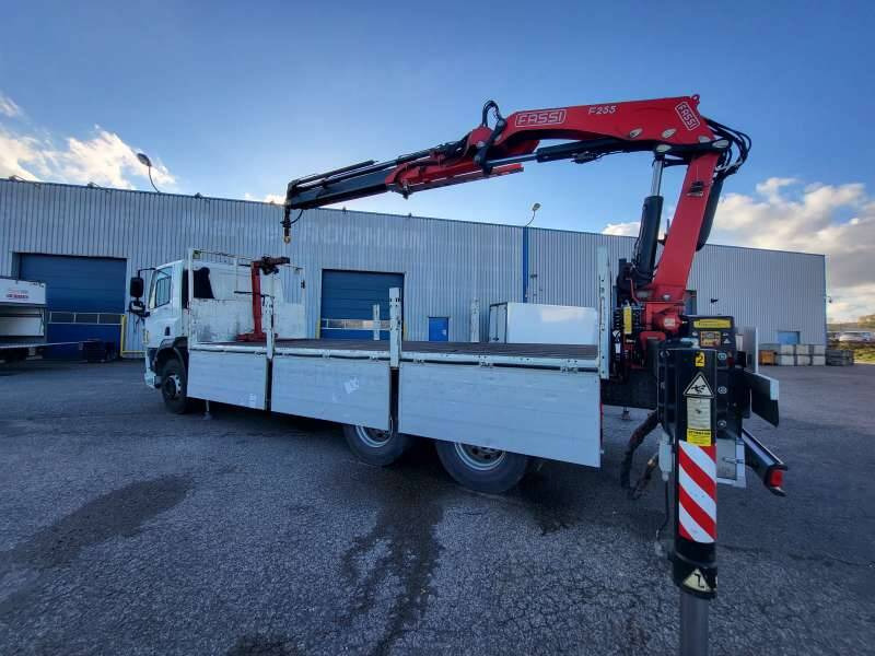 Platós teherautó, Darus autó Camion Porteur CAMION GRUE 26 TONNES 410 CV 6X4: 19 kép. Platós teherautó, Darus autó Camion Porteur CAMION GRUE 26 TONNES 410 CV 6X4: 19 kép.