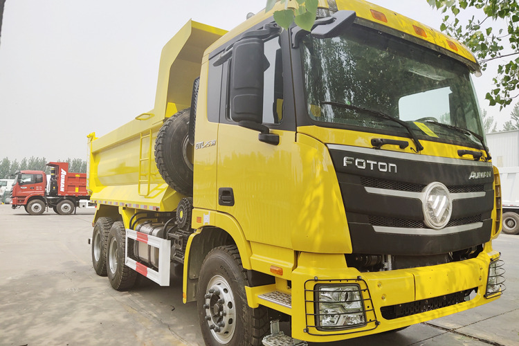 FOTON Foton Auman Etx 6x4 Tipper for Sale in Kenya - Billenőplatós teherautó: 2 kép. FOTON Foton Auman Etx 6x4 Tipper for Sale in Kenya - Billenőplatós teherautó: 2 kép.
