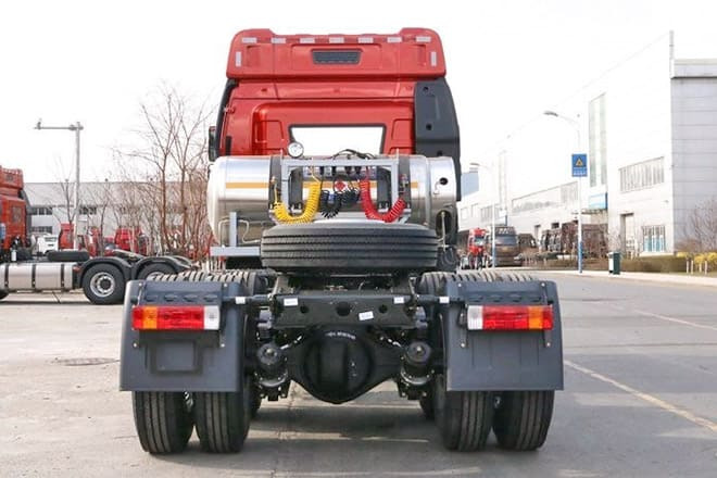 FAW FAW 6X4 Trucks for Sale Prices in Vanuatu - Nyergesvontató: 4 kép. FAW FAW 6X4 Trucks for Sale Prices in Vanuatu - Nyergesvontató: 4 kép.