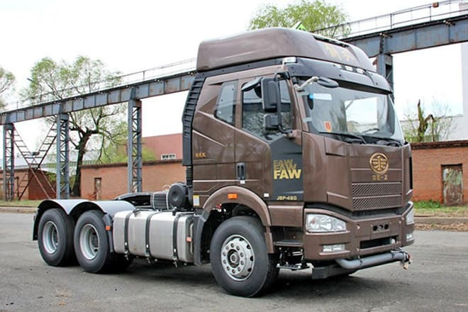 FAW Faw J6P 390 Truck New Model for Sale in Djibouti - Nyergesvontató: 2 kép. FAW Faw J6P 390 Truck New Model for Sale in Djibouti - Nyergesvontató: 2 kép.