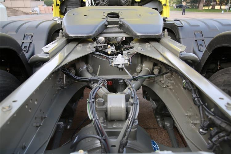 Nyergesvontató Sinotruk Used Sitrak 430 HP Truck Head for Sale In Ghana: 6 kép. Nyergesvontató Sinotruk Used Sitrak 430 HP Truck Head for Sale In Ghana: 6 kép.