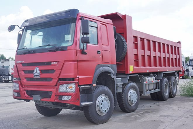 SINOTRUK Sinotruk Howo 8x4 Dump Truck for Sale in Cameroon - Billenőplatós teherautó: 1 kép. SINOTRUK Sinotruk Howo 8x4 Dump Truck for Sale in Cameroon - Billenőplatós teherautó: 1 kép.