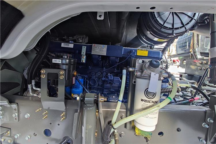 SINOTRUK Used Howo 400hp Dump Truck for Sale In Zambia - Billenőplatós teherautó: 4 kép. SINOTRUK Used Howo 400hp Dump Truck for Sale In Zambia - Billenőplatós teherautó: 4 kép.