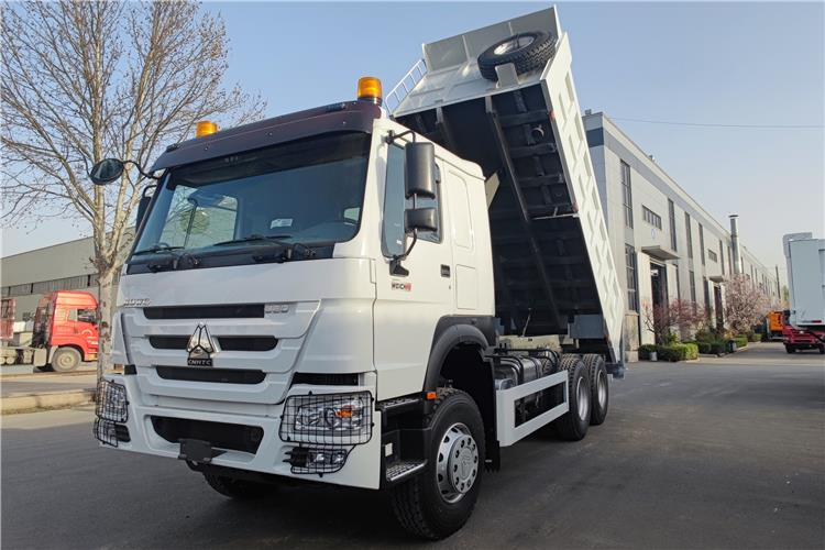 SINOTRUK Used Howo 430HP Dump Truck for Sale In Nigeria Lagos - Billenőplatós teherautó: 1 kép. SINOTRUK Used Howo 430HP Dump Truck for Sale In Nigeria Lagos - Billenőplatós teherautó: 1 kép.