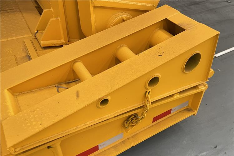 TITAN 4 Line 8 Axle Detachable Gooseneck Trailer for Sale In Nigeria Lagos - Félpótkocsi mélybölcsős: 4 kép. TITAN 4 Line 8 Axle Detachable Gooseneck Trailer for Sale In Nigeria Lagos - Félpótkocsi mélybölcsős: 4 kép.