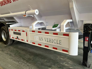 TITAN Semi Oil Tanker Trailer for Sale in Kazakhstan - Tartályos félpótkocsi: 2 kép. TITAN Semi Oil Tanker Trailer for Sale in Kazakhstan - Tartályos félpótkocsi: 2 kép.