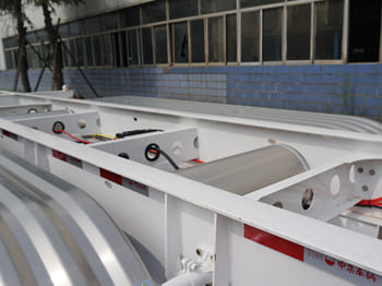 TITAN Skel Trailers for Sale in Sierra Leone - Félpótkocsi alváz: 4 kép. TITAN Skel Trailers for Sale in Sierra Leone - Félpótkocsi alváz: 4 kép.