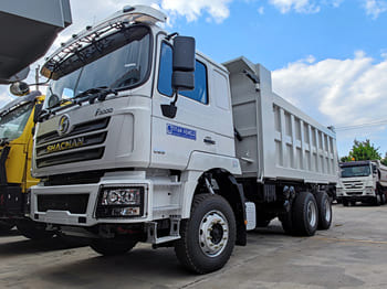 SHACMAN Shacman Truck F3000 for Sale in Ghana - Teherautó: 2 kép. SHACMAN Shacman Truck F3000 for Sale in Ghana - Teherautó: 2 kép.