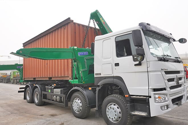 XCMG 20 Ft Side Loader Truck for Sale in Zambia - Cserefelépítményes teherautó: 5 kép. XCMG 20 Ft Side Loader Truck for Sale in Zambia - Cserefelépítményes teherautó: 5 kép.