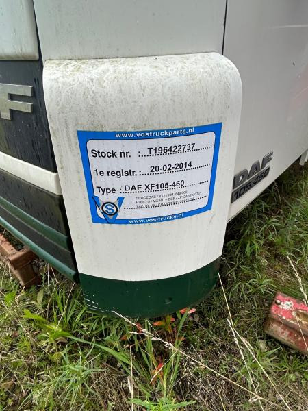 DAF XF105-460 Blanche - Fülke - Teherautó: 3 kép. DAF XF105-460 Blanche - Fülke - Teherautó: 3 kép.