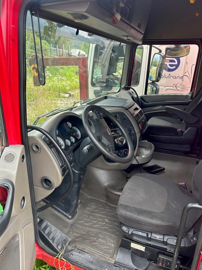 DAF XF105-510 Rouge Grenat - Fülke - Teherautó: 3 kép. DAF XF105-510 Rouge Grenat - Fülke - Teherautó: 3 kép.