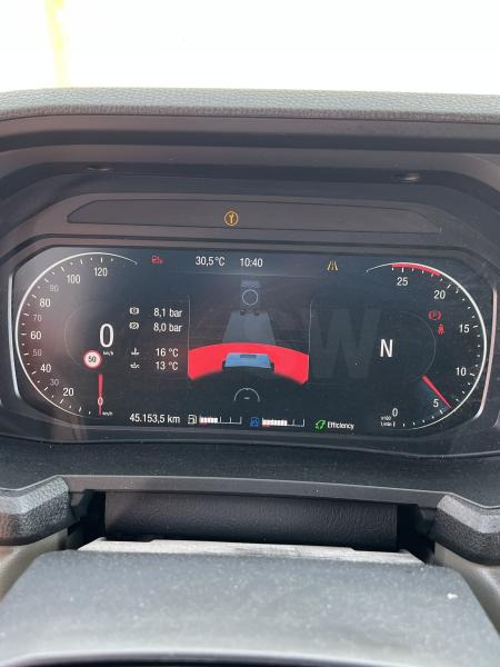 MAN TGS 26.440 - Dobozos felépítményű teherautó: 5 kép. MAN TGS 26.440 - Dobozos felépítményű teherautó: 5 kép.