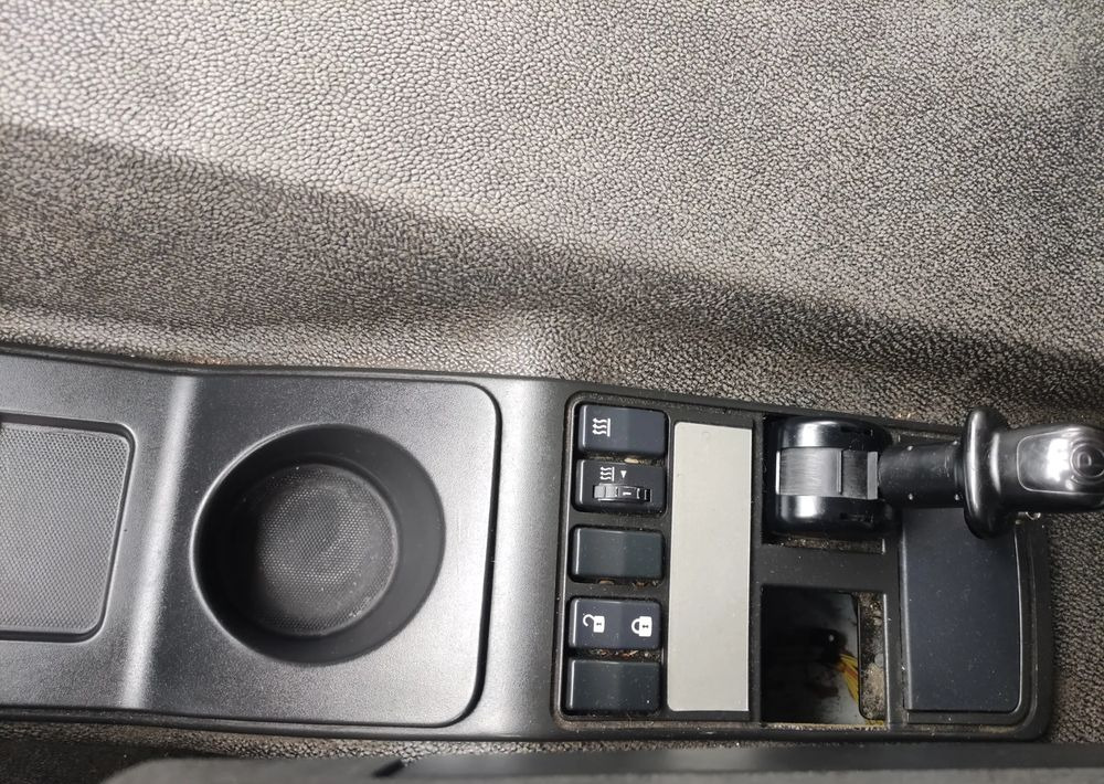 Alvaz teherautó Renault D 18.320 podwozie do zabudowy: 7 kép.