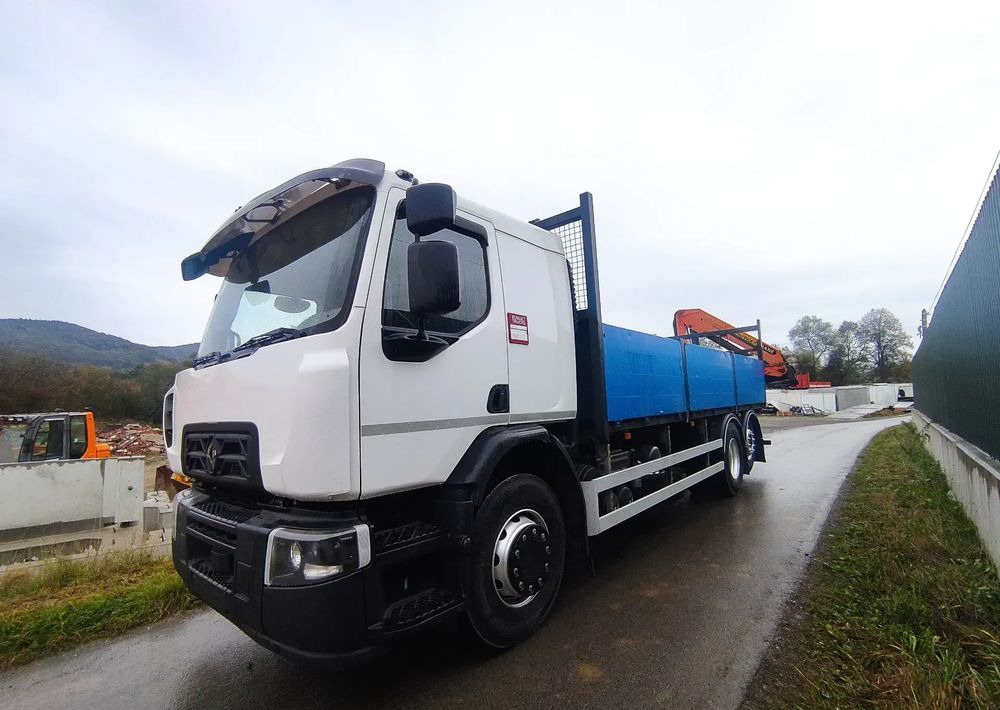 Renault Gama D 26.320 skrzynia hds palfinger PK15500 - Platós teherautó, Darus autó: 1 kép. Renault Gama D 26.320 skrzynia hds palfinger PK15500 - Platós teherautó, Darus autó: 1 kép.
