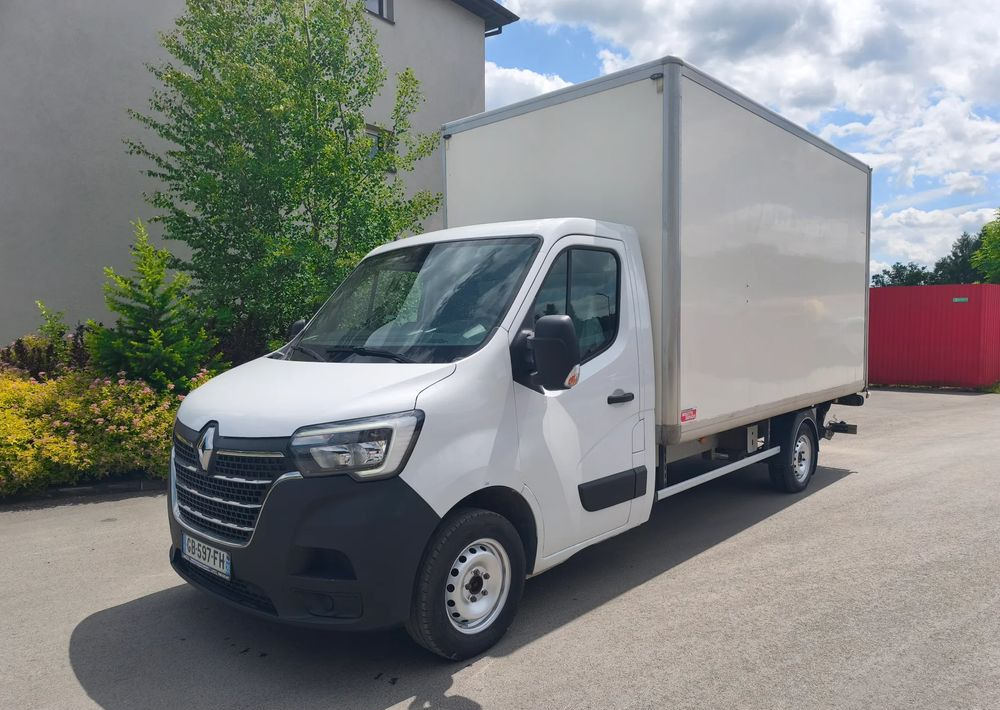 Renault MASTER 2,3 8 palet winda po obsłudze gotowy do jazdy - Dobozos kisteherautó: 3 kép. Renault MASTER 2,3 8 palet winda po obsłudze gotowy do jazdy - Dobozos kisteherautó: 3 kép.