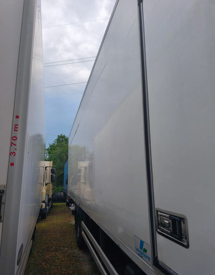 Scania P 280 chłodnia izoterma 22 palet poduszka - Hűtős teherautó: 2 kép. Scania P 280 chłodnia izoterma 22 palet poduszka - Hűtős teherautó: 2 kép.