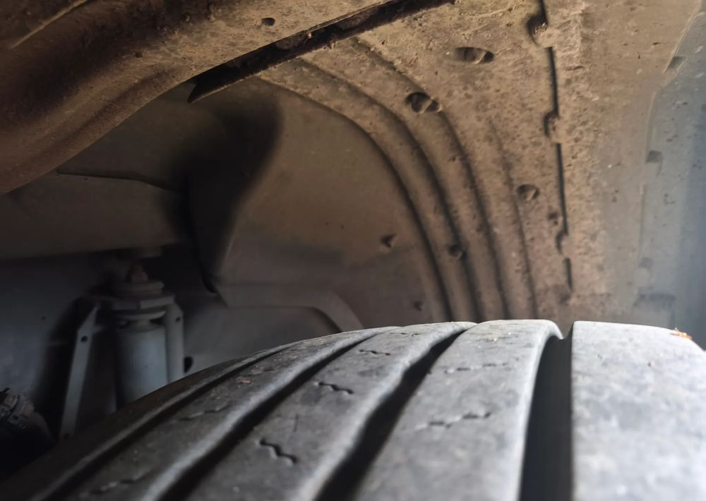 Scania P 280 chłodnia izoterma 22 palet poduszka - Hűtős teherautó: 3 kép. Scania P 280 chłodnia izoterma 22 palet poduszka - Hűtős teherautó: 3 kép.