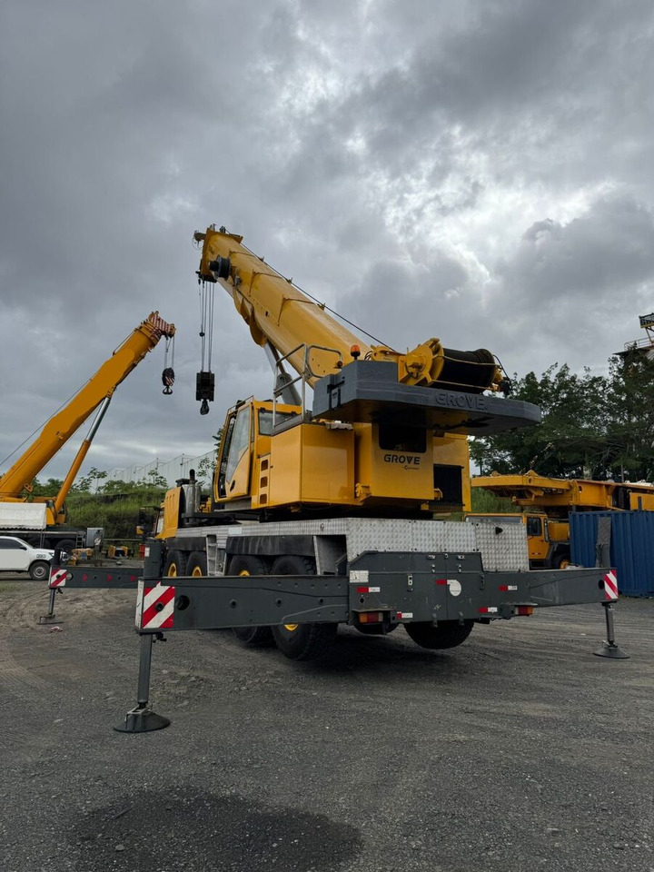 Grove Grove GMK 4100 L - Autódaru: 5 kép. Grove Grove GMK 4100 L - Autódaru: 5 kép.