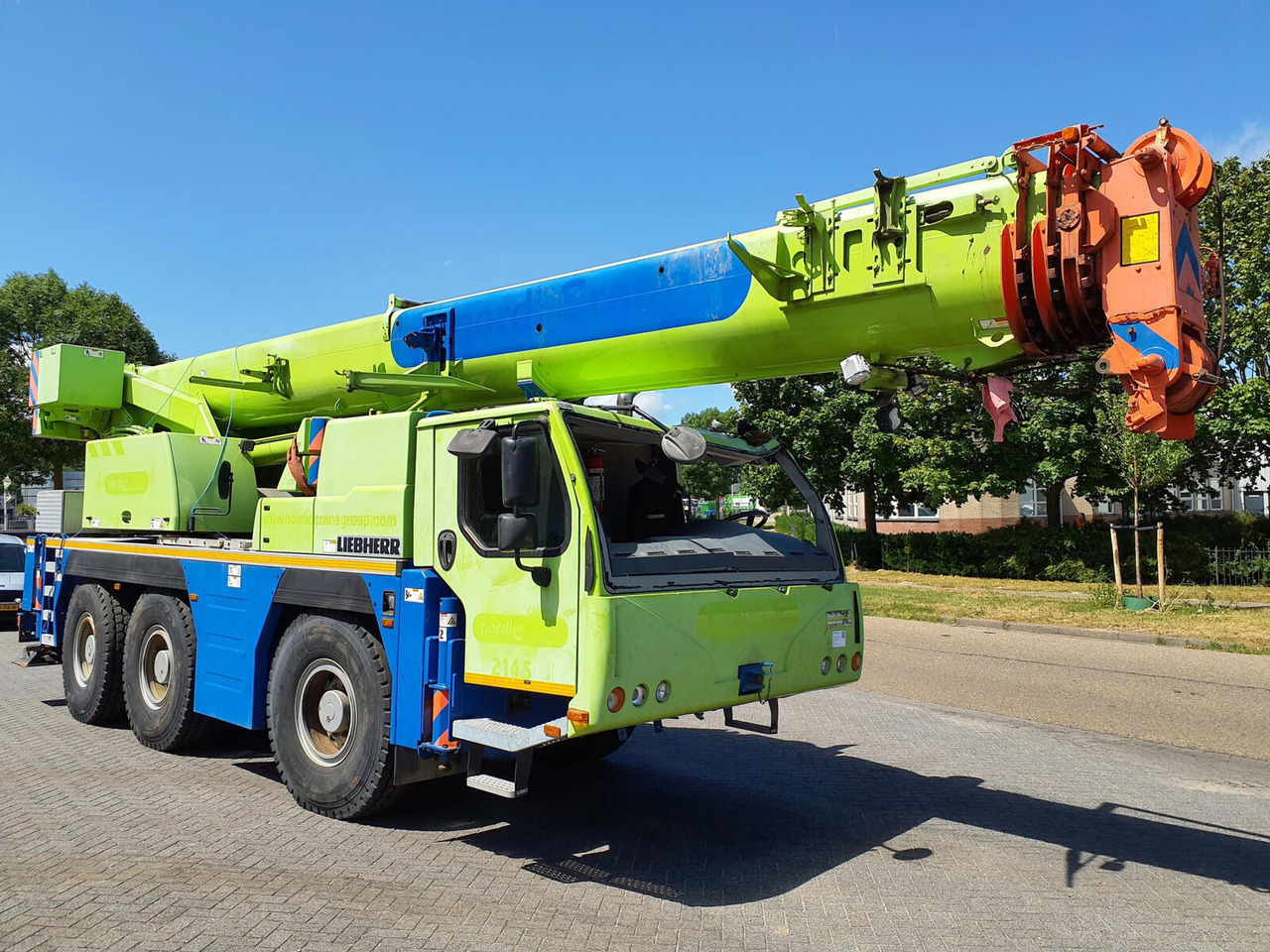Liebherr LTM 1050 - 3.1 - Autódaru: 4 kép. Liebherr LTM 1050 - 3.1 - Autódaru: 4 kép.