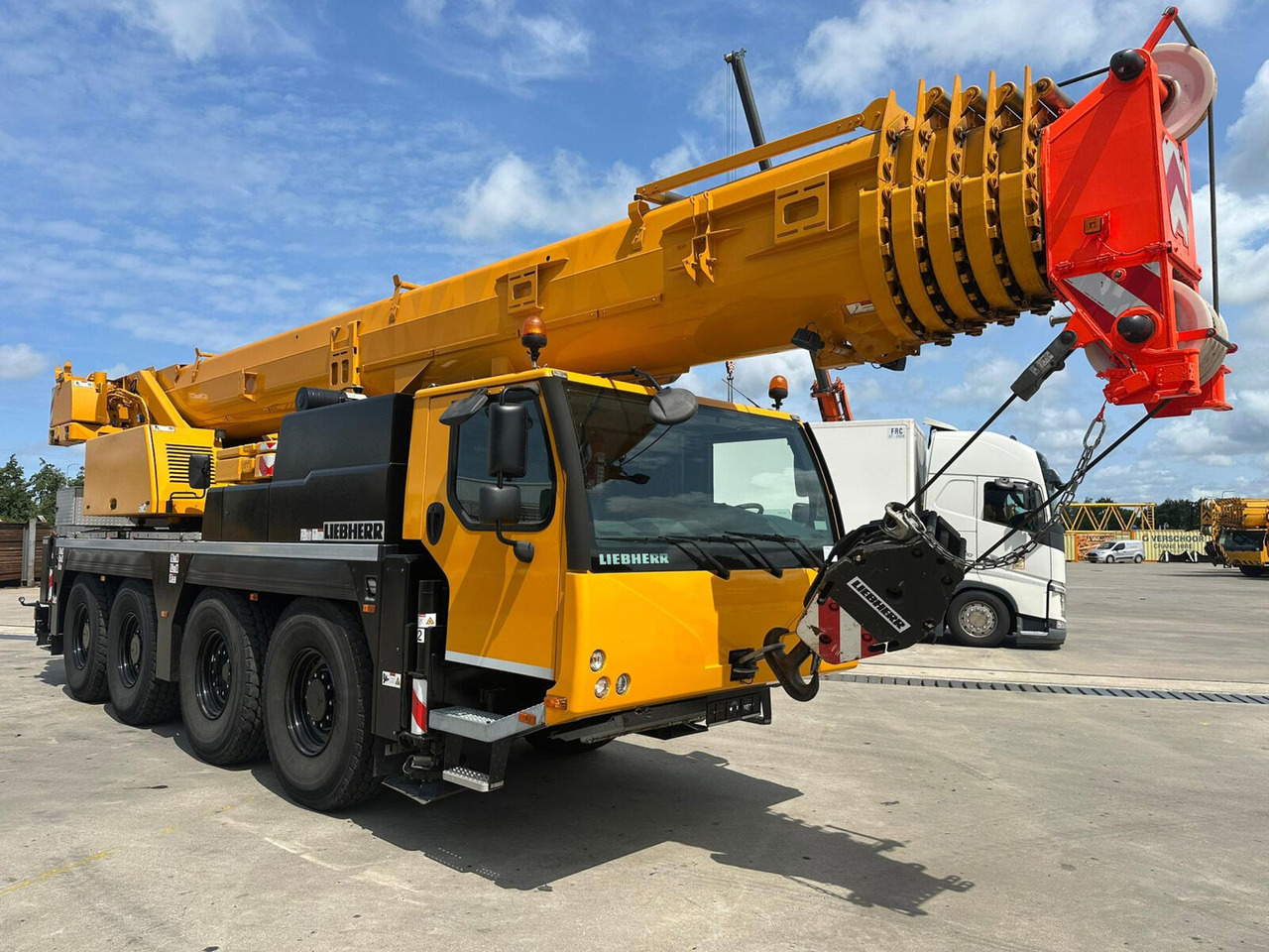 Liebherr Liebherr LTM 1070-4.2 - Autódaru: 4 kép. Liebherr Liebherr LTM 1070-4.2 - Autódaru: 4 kép.