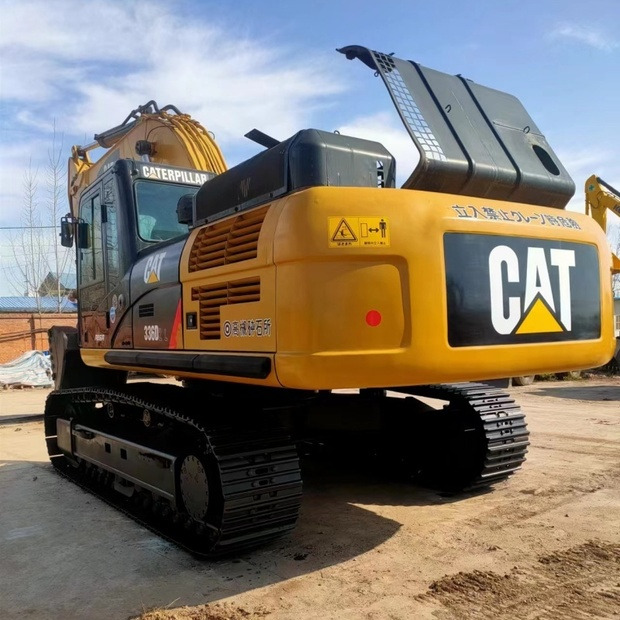 2022 Caterpillar 336D - Lánctalpas kotró: 2 kép. 2022 Caterpillar 336D - Lánctalpas kotró: 2 kép.