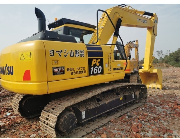 2022 Komatsu PC160 - Lánctalpas kotró: 2 kép. 2022 Komatsu PC160 - Lánctalpas kotró: 2 kép.