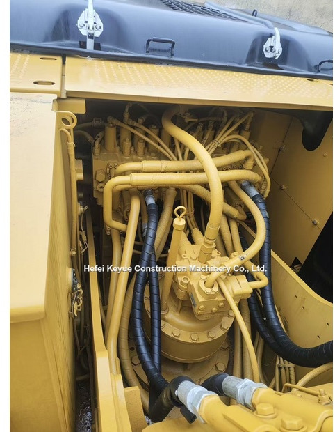 2023 Caterpillar 323D - Lánctalpas kotró: 3 kép. 2023 Caterpillar 323D - Lánctalpas kotró: 3 kép.