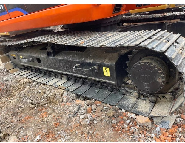 2023 Doosan DH150 - Lánctalpas kotró: 2 kép. 2023 Doosan DH150 - Lánctalpas kotró: 2 kép.