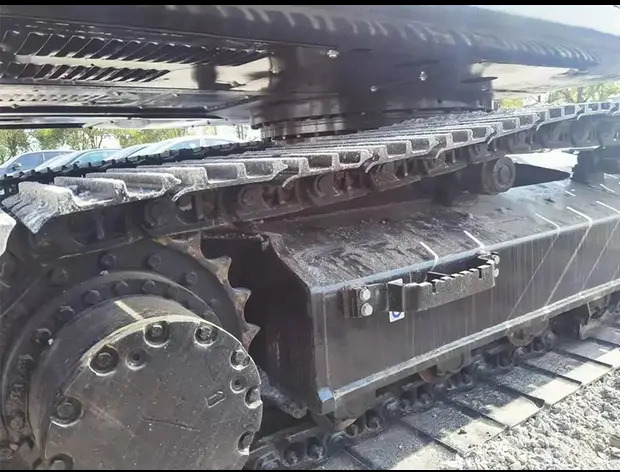 2023 Hitachi ZX200 - Lánctalpas kotró: 5 kép. 2023 Hitachi ZX200 - Lánctalpas kotró: 5 kép.