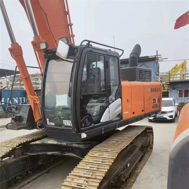 2023 Hitachi ZX470 - Lánctalpas kotró: 2 kép. 2023 Hitachi ZX470 - Lánctalpas kotró: 2 kép.