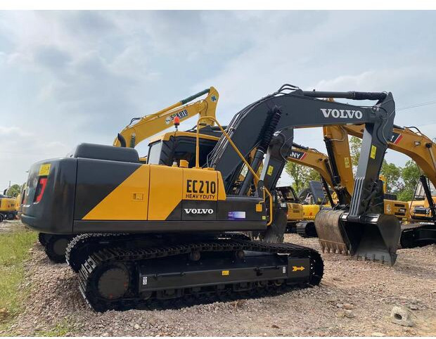 Lánctalpas kotró 2023 Volvo EC210: 9 kép.