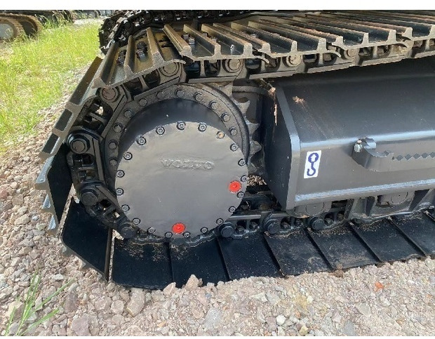 2023 Volvo EC210D - Lánctalpas kotró: 3 kép. 2023 Volvo EC210D - Lánctalpas kotró: 3 kép.